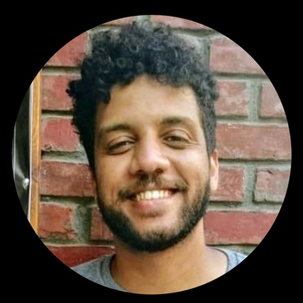 Mo