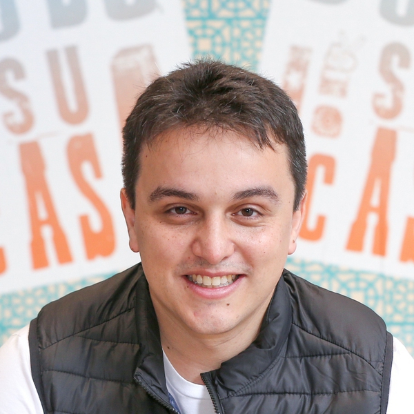 Victor Barros - Product Management Mentor on MentorCruise