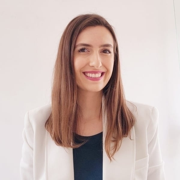 Resume Feedback with PAULA FERNANDES