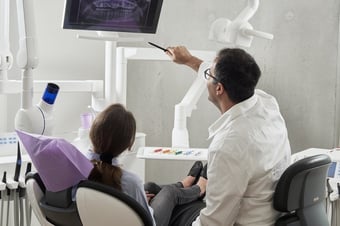 Article: Article: Lefty Dentists & Inclusive Design — Robert Stribley