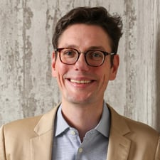 Article: Marketing Interview with Sven Ripper - Neon River