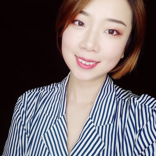Kelly (Kun) Zhang