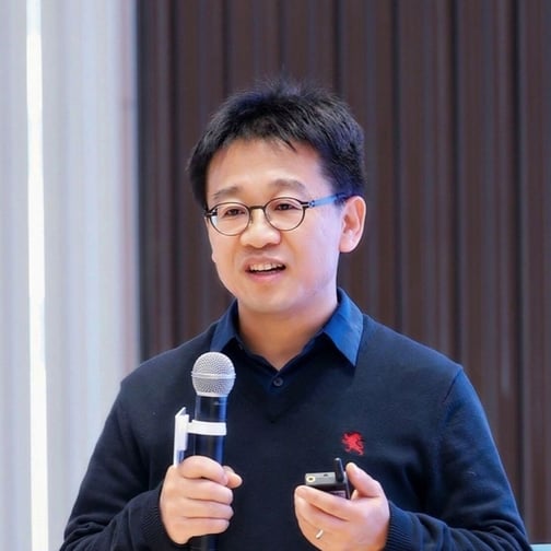 Stanley Yao